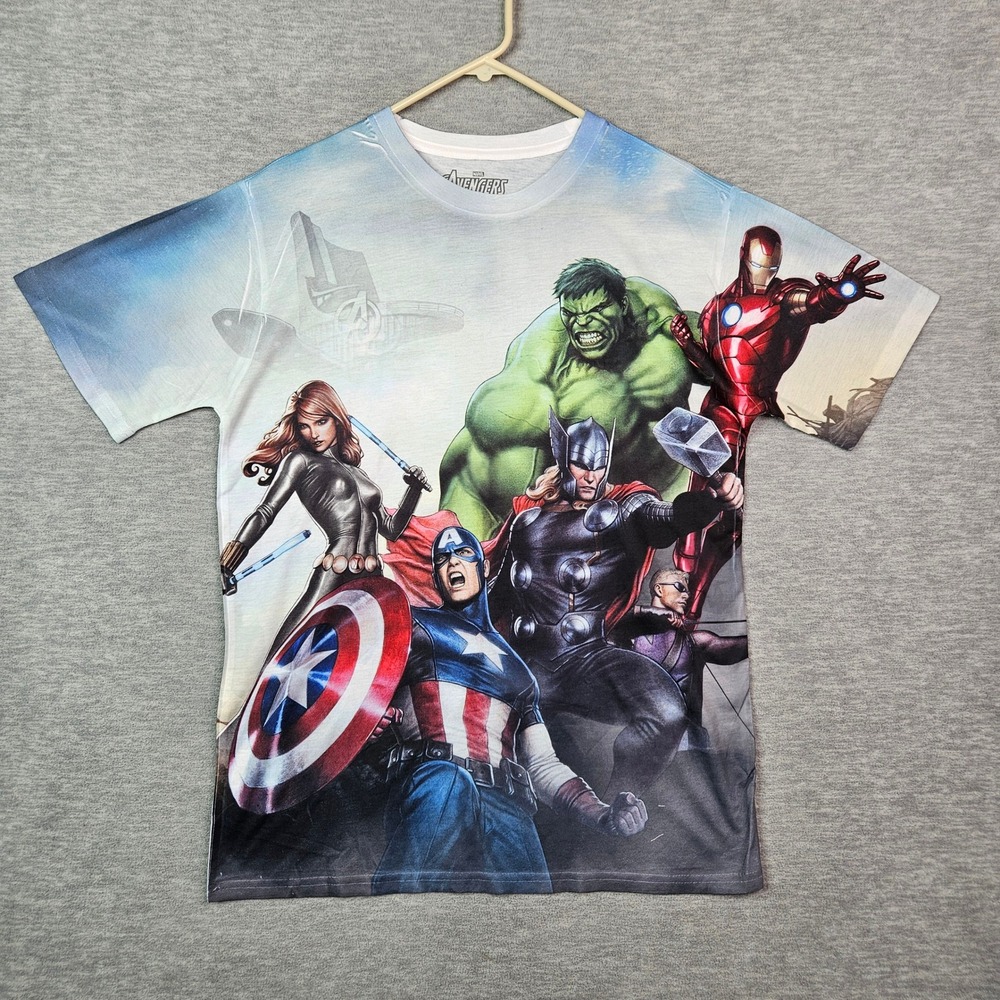 Marvel Avengers Assemble All Over Print T-Shirt Mad Engine Graphic Tee Sz M